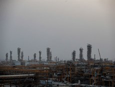 تعزيز التعاون الصناعي بين إيران والتشيك