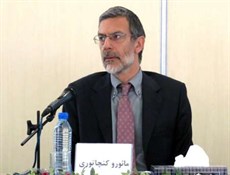 إيطاليا تؤكد على توسيع العلاقات الاقتصادية والصناعية مع إيران