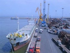 صادرات البتروكيماويات الإيرانية إلى أوروبا تزداد بنسبة الضعفين