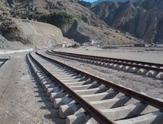 إيران تبرم صفقة لإنشاء معبر سككي يربط بين آسيا وأوروبا