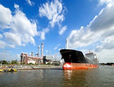 حجم صادرات النفط الإيراني تبلغ 2ر2 مليون برميل خلال شهر