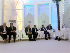 طهران والدوحة تبحثان تعزيز التعاون الإقتصادي والنقل الدولي