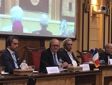 الشركات الفرنسية تتطلع لتعاون صناعي بعيد الأمد مع إيران