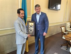 إيران وأوكرانيا تبحثان سبل تطوير العلاقات الإقتصادية