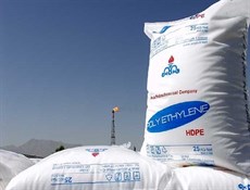 الصين أكبر زبون للمنتجات البتروكيماوية والكيماوية الإيرانية