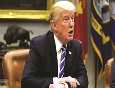 أمريكا وحيدة