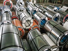 زيادة بنسبة 102 %في صادرات المنتجات الفولاذية الإيرانية