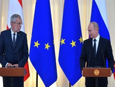 بوتين: إذا إنسحبت إيران من الإتفاق النووي سينسى الجميع أن واشنطن هي من بدأ ذلك