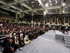 استضافة الإمام الخامنئي لحشد من أصحاب المواكب والخدام الحسينيين العراقيين في مسيرة الأربعين+تقرير مصور