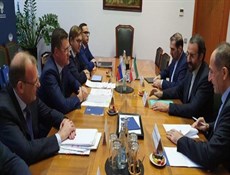 وزير الطاقة الروسي: إيران شريك استراتيجي لروسيا