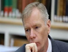 الخارجية الايرانية تستدعي السفير البريطاني