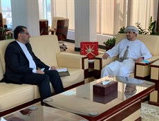 إيران وسلطنة عمان تؤكدان على تطوير التعاون الإعلامي