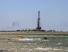 ايران مستعدة لانتاج النفط إلى مستوى ما قبل الحظر