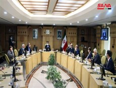 وفد إقتصادي سوري يبحث مع وزير الطرق الإيراني تعزيز التعاون الثنائي