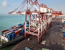 صادرات ايران غير النفطية تنمو 65 بالمئة.. والعراق والإمارات بصدارة الموردين