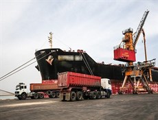 إيران تستعيض بموانئها الشمالية لتصدير الفواكه لروسيا