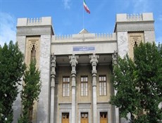 الخارجية الايرانية تستدعي السفير البريطاني إحتجاجاً على تصريحات وزيرة خارجية بلاده