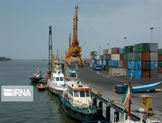 إيران تستورد سلعاً أساسية بقيمة 5ر17 مليار دولار