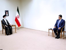 الامام الخامنئي: تجربة إيران وفنزويلا أظهرت أن المقاومة هي السبيل الوحيد للانتصار على اميركا