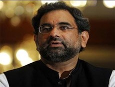 وزير النفط الباكستاني يزور طهران لاقتراح توريد الغاز المسال الايراني