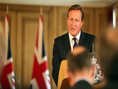 كاميرون: داعش يشكل تهديداً وجودياً للغرب.. ويخطط لمهاجمة بريطانيا