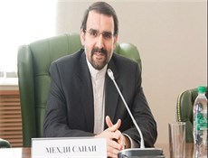 سفير ايراني: على اللاعبين الاقليميين معالجة التطرف بالتعاون والحوار