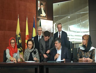 طهران وبروكسل توقعان مذكرة تفاهم للتعاون التجاري والإقتصادي