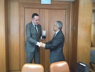 إيران وصربيا ترغبان في تنمية التعاون في مجال المناجم والطاقة