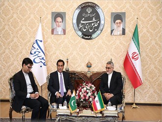 بروجردي: ليس من مبرر لتوقف مشروع خط أنابيب الغاز إلى باكستان