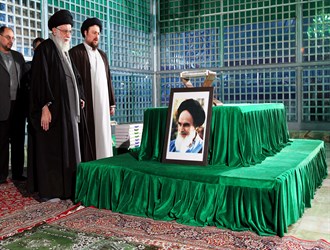 إحياء ذكرى رحيل الإمام الخميني (رض) في مرقده بكلمة قائد الثورة الإسلامية