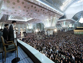 الامام الخامنئي: سر انتصار حركة الإمام الراحل أنها اعتمدت على الشباب