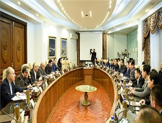 وزير النفط يدعو القطاع الخاص الصيني للإستثمار في إيران