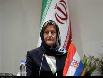 القيود المصرفية والمالية أهم العقبات أمام التعاون الإقتصادي بين طهران وزغرب