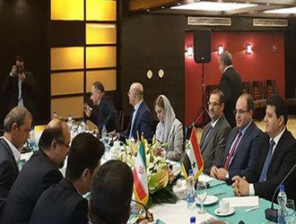 سورية وإيران تبحثان تطوير إتفاقية التجارة الحرة وانسياب البضائع بين البلدين