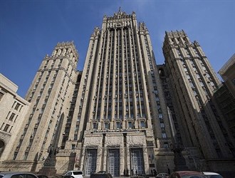 موسكو: مستمرون في التعاون مع إيران في إطار الاتفاق النووي