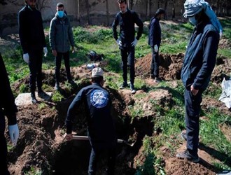 سوريا.. اكتشاف أكبر مقبرة جماعية لتنظيم داعش في الرقة