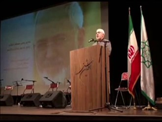 ظريف: افتخر بفرض الحظر عليّ من اجل الشعب الايراني