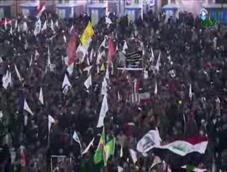 حشود غفيرة تشارك في تشييع الشهيدين سليماني والمهندس ورفقاهما في كربلاء المقدسة