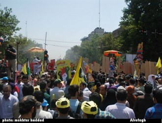 مشاركة أهالي طهران في مسيرات يوم القدس العالمي