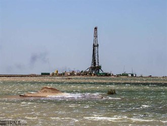 ايران مستعدة لانتاج النفط إلى مستوى ما قبل الحظر