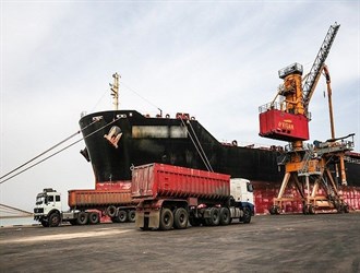 إيران تستعيض بموانئها الشمالية لتصدير الفواكه لروسيا