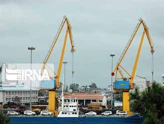 تعزيز العلاقات التجارية مع دول الجوار؛ سياسة حازمة تنتهجها الحكومة الإيرانية