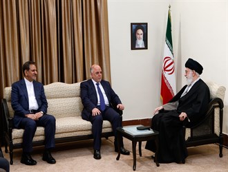 قائد الثورة يستقبل العبادي