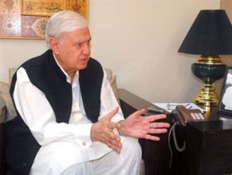 وزير الداخلية الباكستاني السابق: المنطقة أحوج ما تكون لإتفاق الغرب مع ايران